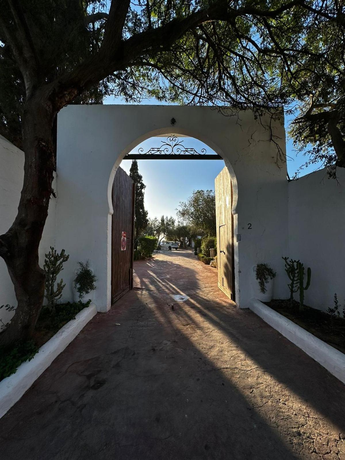 Lella Zohra, Studio Avec Piscine A Sidi Bou Said Bed & Breakfast エクステリア 写真